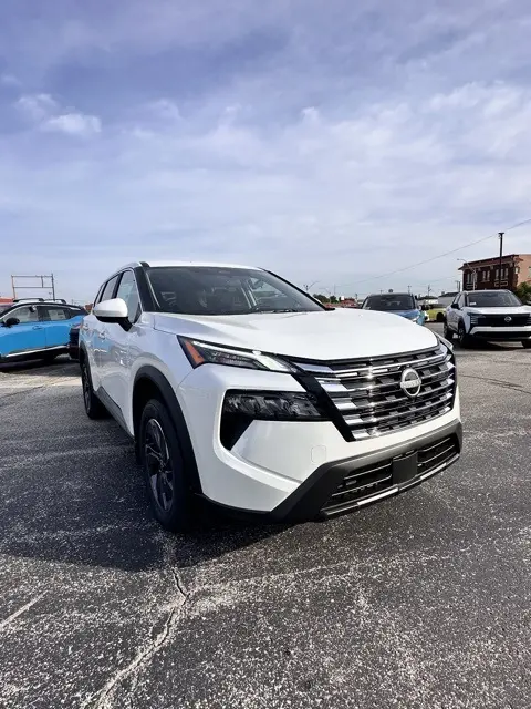 2026 Nissan Rogue SV photo 2