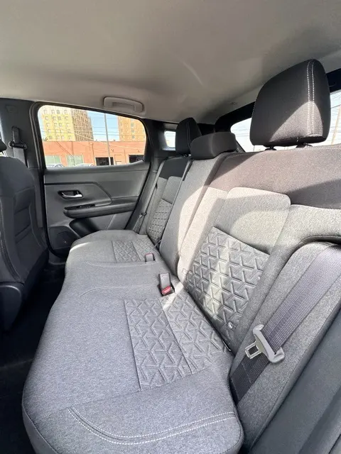 2026 Nissan Kicks SV photo 24