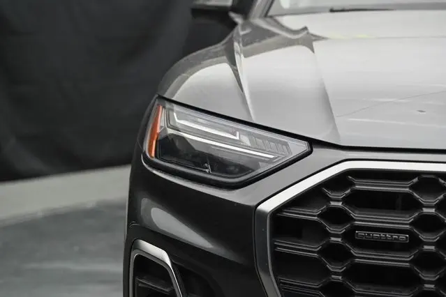 2022 Audi Q5 55 Premium S line photo 4
