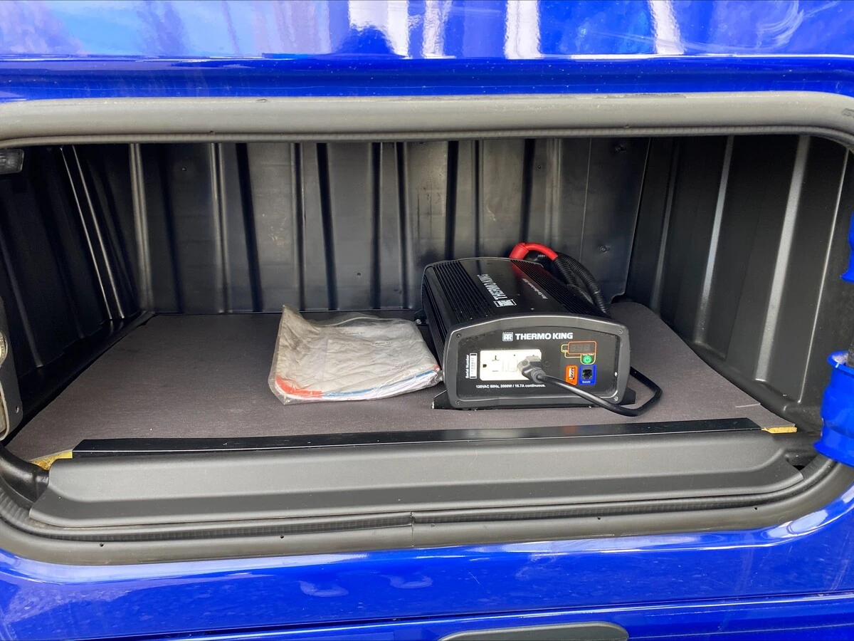 2022 Freightliner Cascadia - image 12