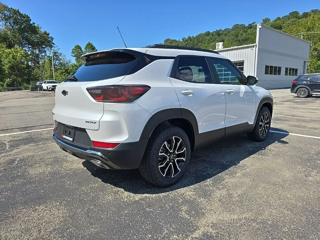2026 Chevrolet Trailblazer ACTIV photo 4
