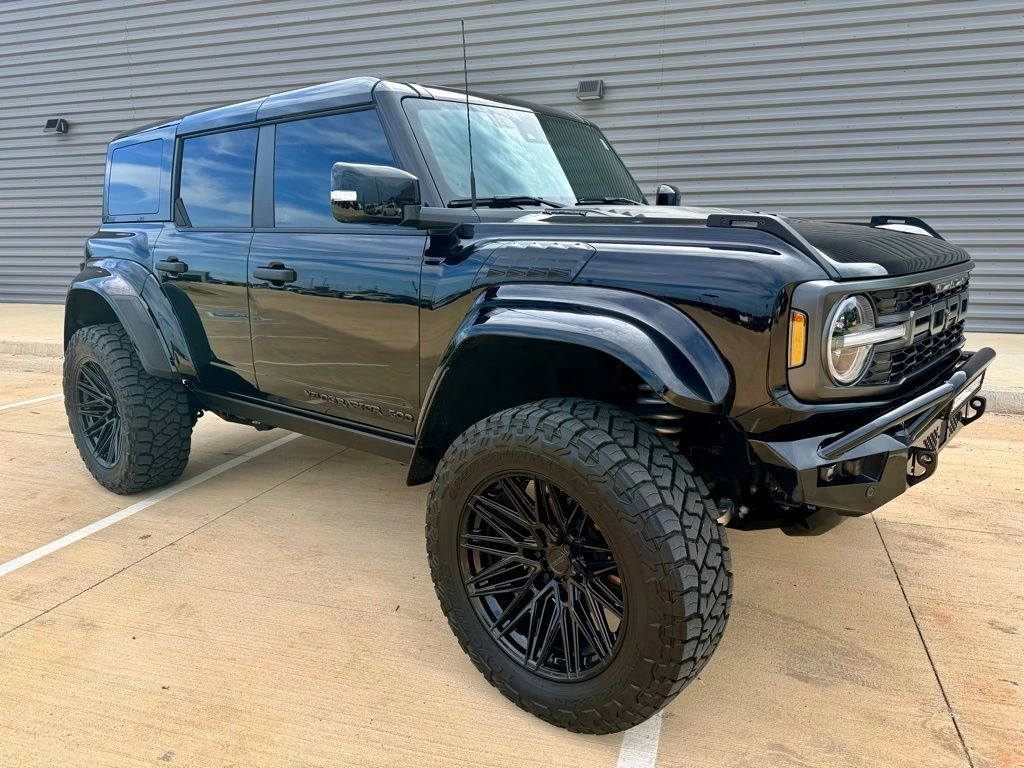 2025 Ford Bronco Raptor 4x4's photo