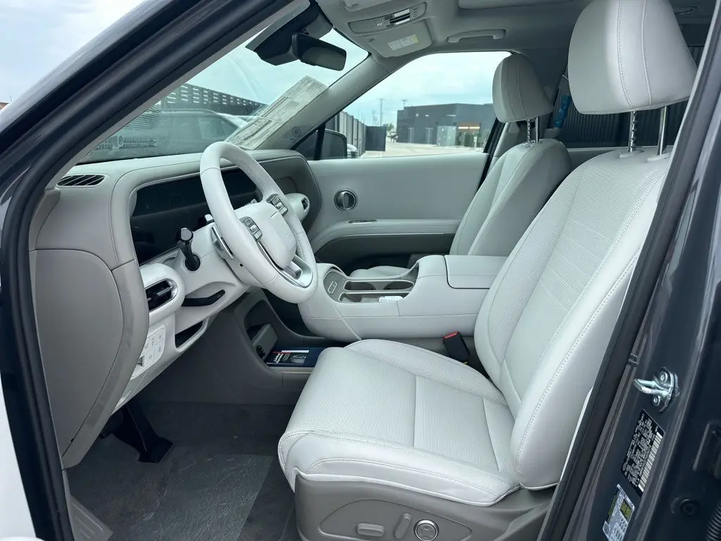 2026 Hyundai Palisade Limited photo 20