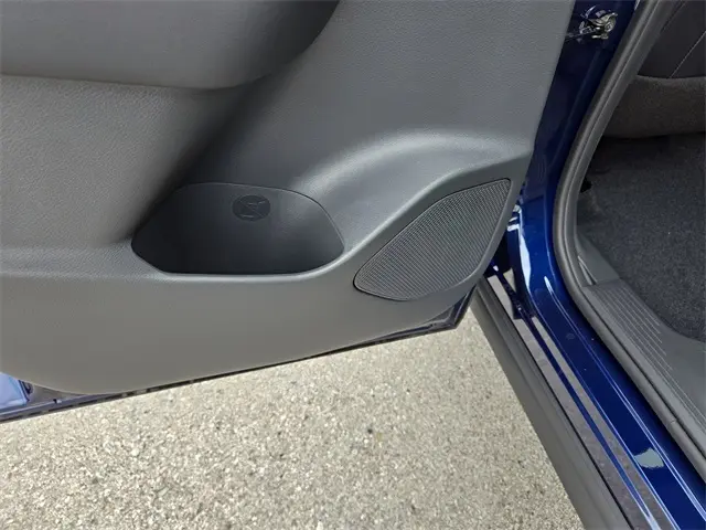 2026 Nissan Rogue SV photo 27
