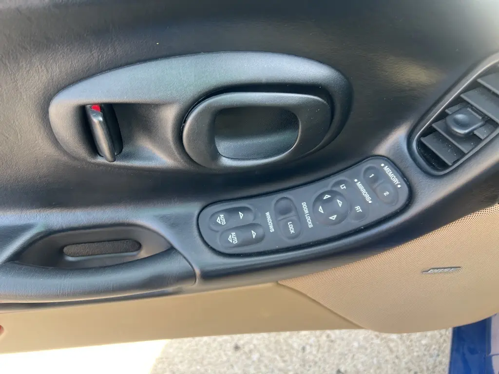 2002 Chevrolet Corvette Base photo 14
