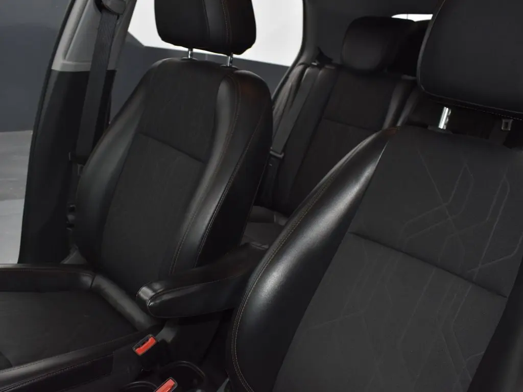 2020 Chevrolet Trax LT photo 20
