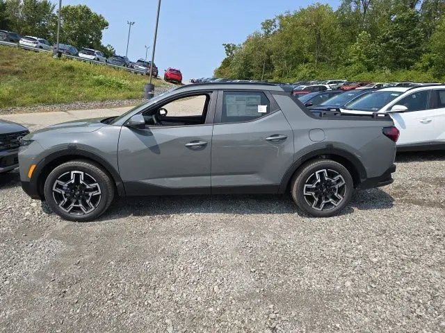 2026 Hyundai Santa Cruz Limited photo 2