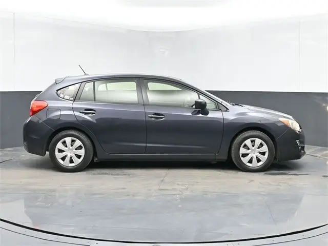 2016 Subaru Impreza 2.0i photo 10