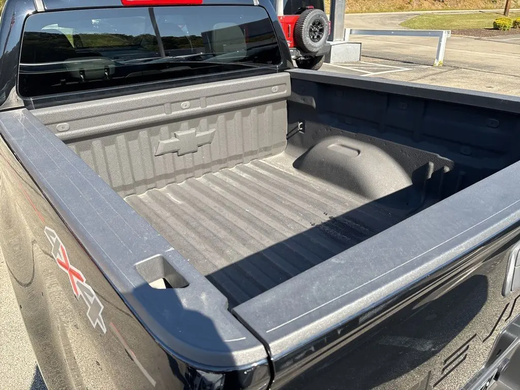 2022 Chevrolet Colorado Work Truck photo 4