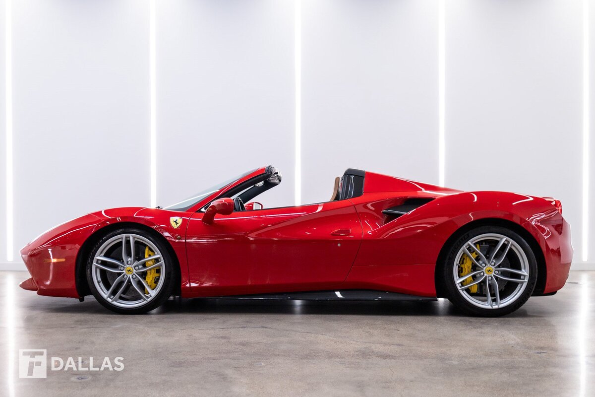 2016 Ferrari 488 Spider