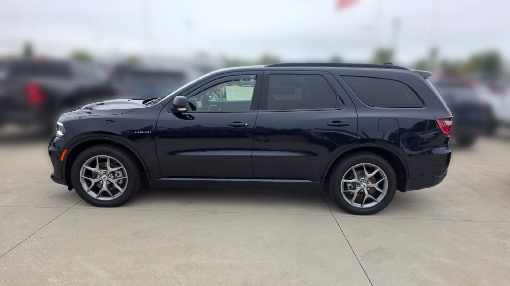 Used 2026 Dodge Durango GT HEMI Plus V8 with VIN 1C4SDJCT0TC241083 for sale in Kansas City