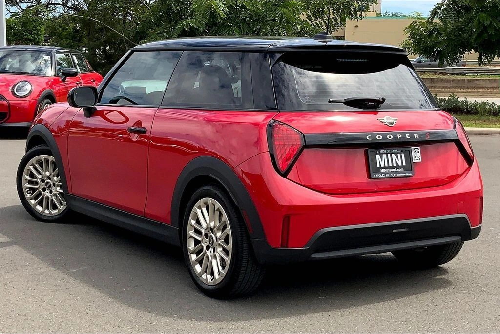 2025 MINI Hardtop 2 Door S - Photo 11