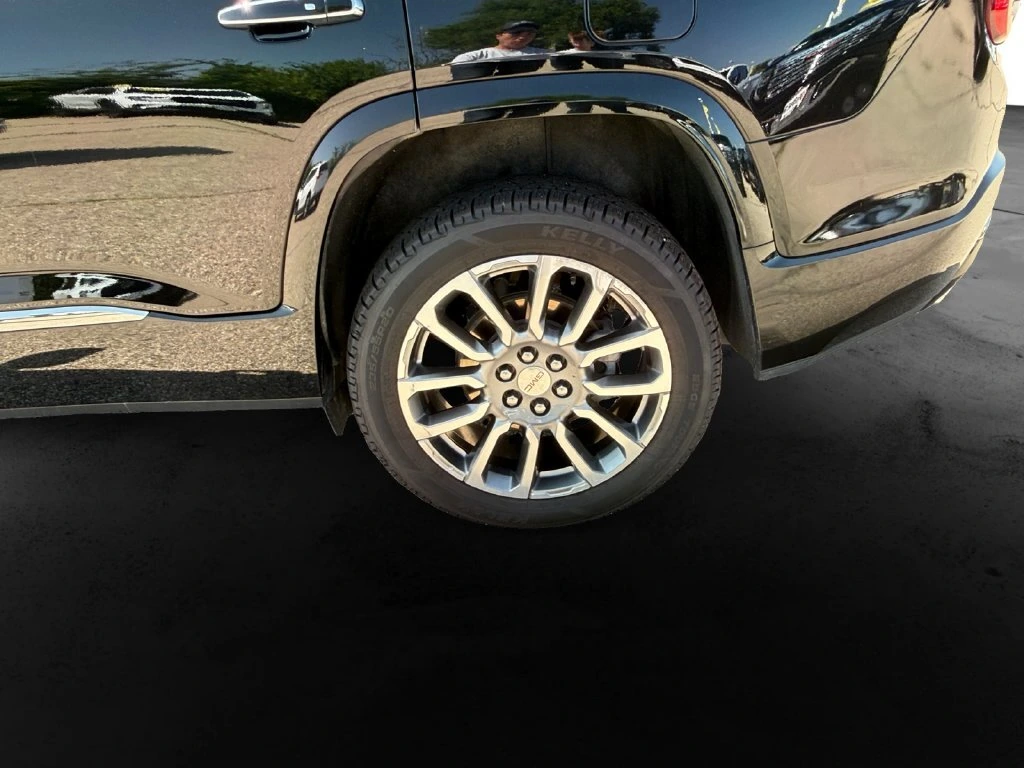 2023 GMC Acadia Denali - Photo 12