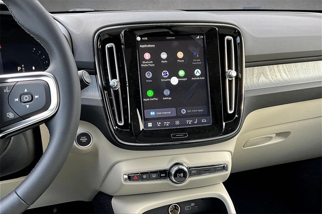 2026 Volvo - image 6