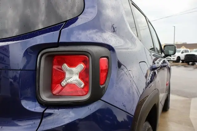 2018 Jeep Renegade Trailhawk photo 30