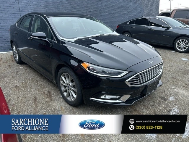 2017 Ford Fusion SE's photo