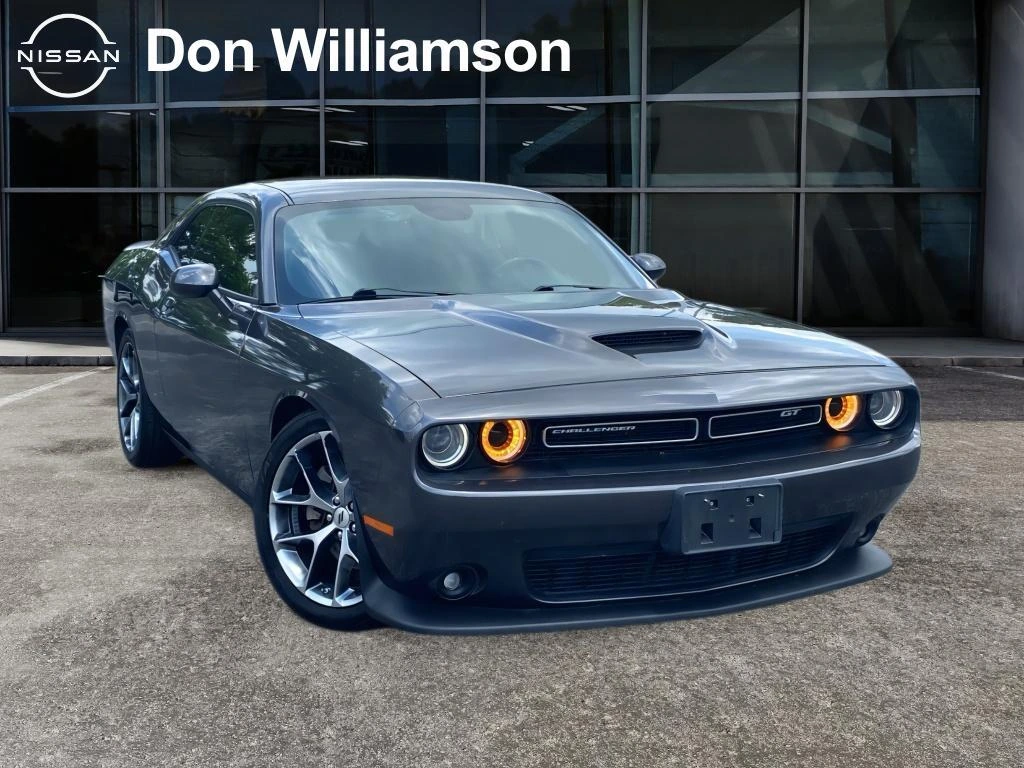 2022 Dodge Challenger GT Auto's photo