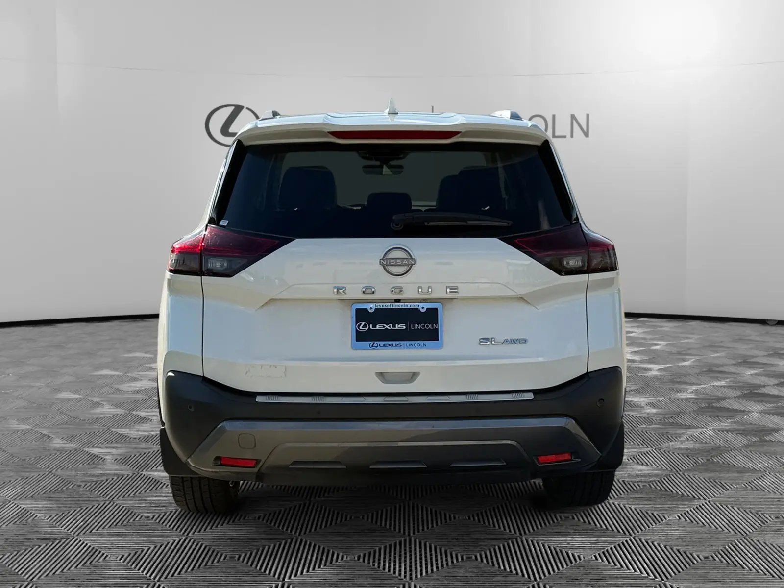 2022 Nissan Rogue SL photo 3