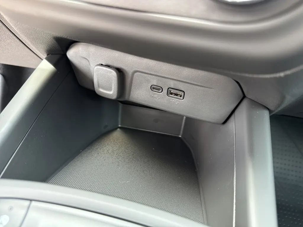 2025 Chevrolet Trax LS photo 22