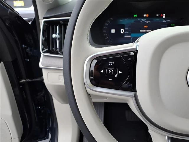 2026 Volvo - image 16