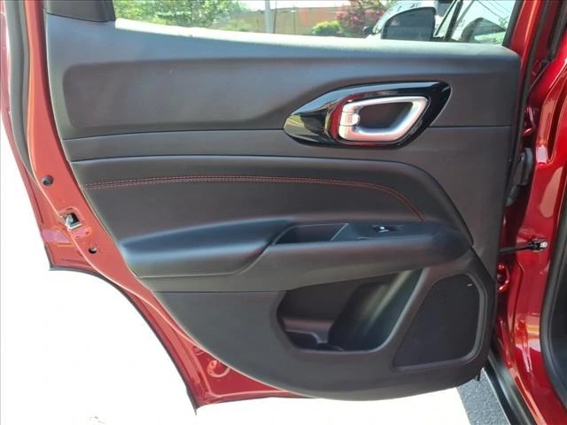 2025 Jeep Compass Trailhawk - Photo 24