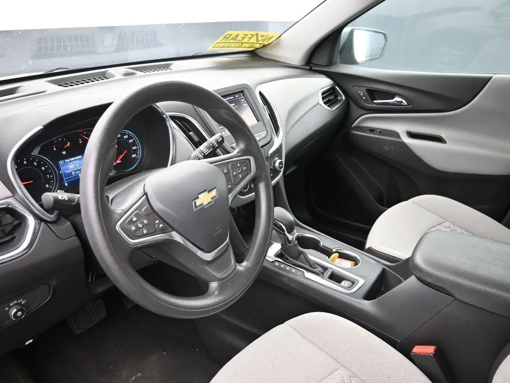 2023 Chevrolet Equinox LT photo 12