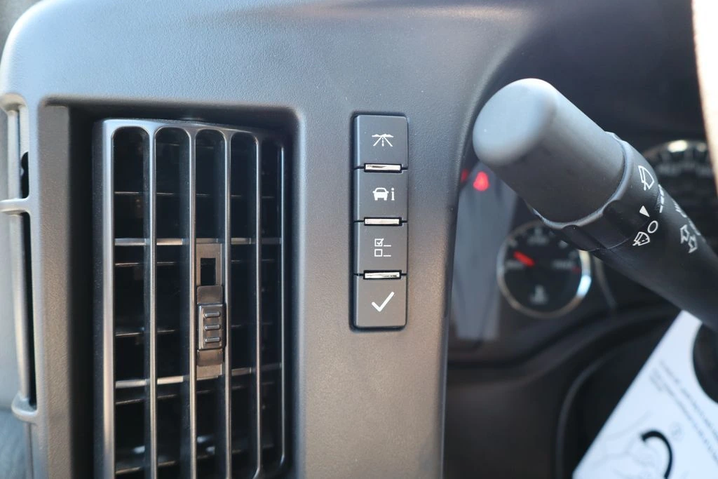 2025 Chevrolet Express Cargo Work Van - Photo 12