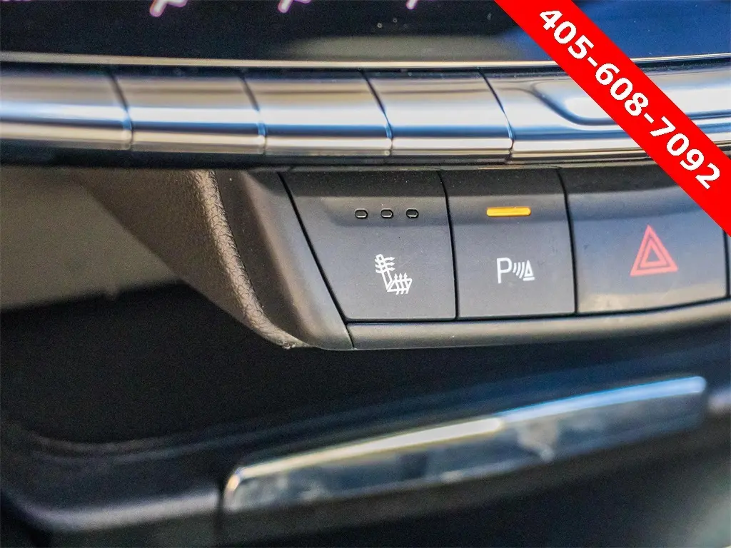 2024 Cadillac XT4 Luxury photo 25