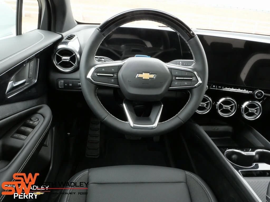 2025 Chevrolet Blazer EV LT - Photo 32