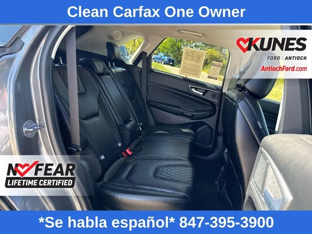 2024 Ford Edge Titanium photo 19