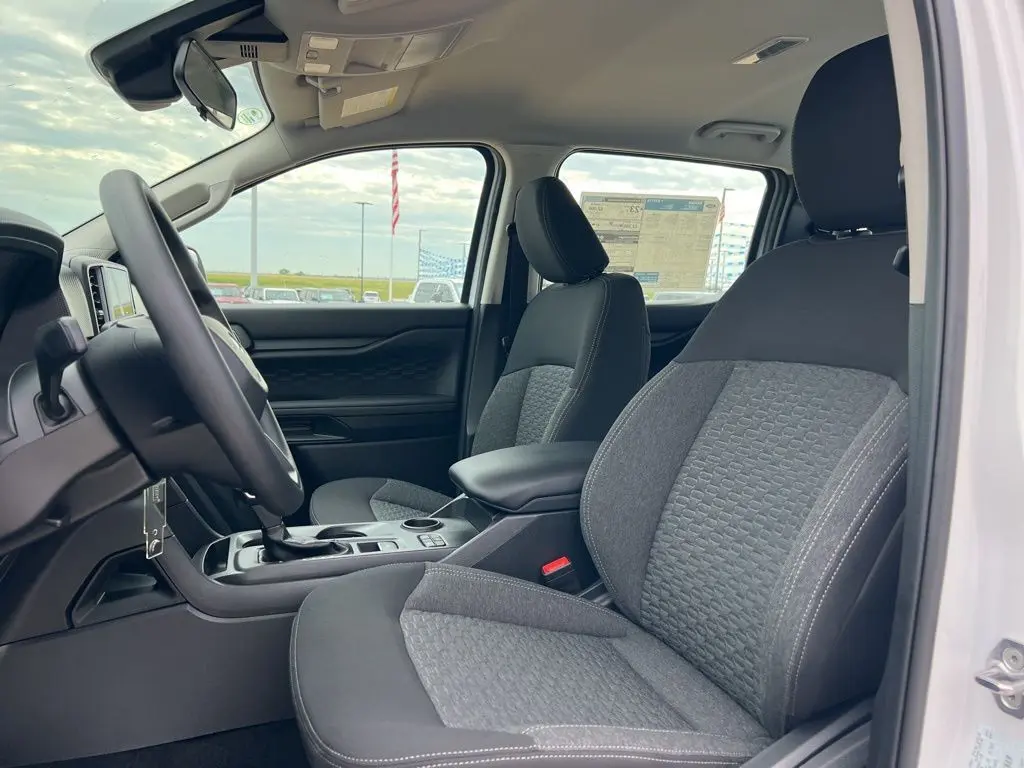2025 Ford Ranger XL photo 9