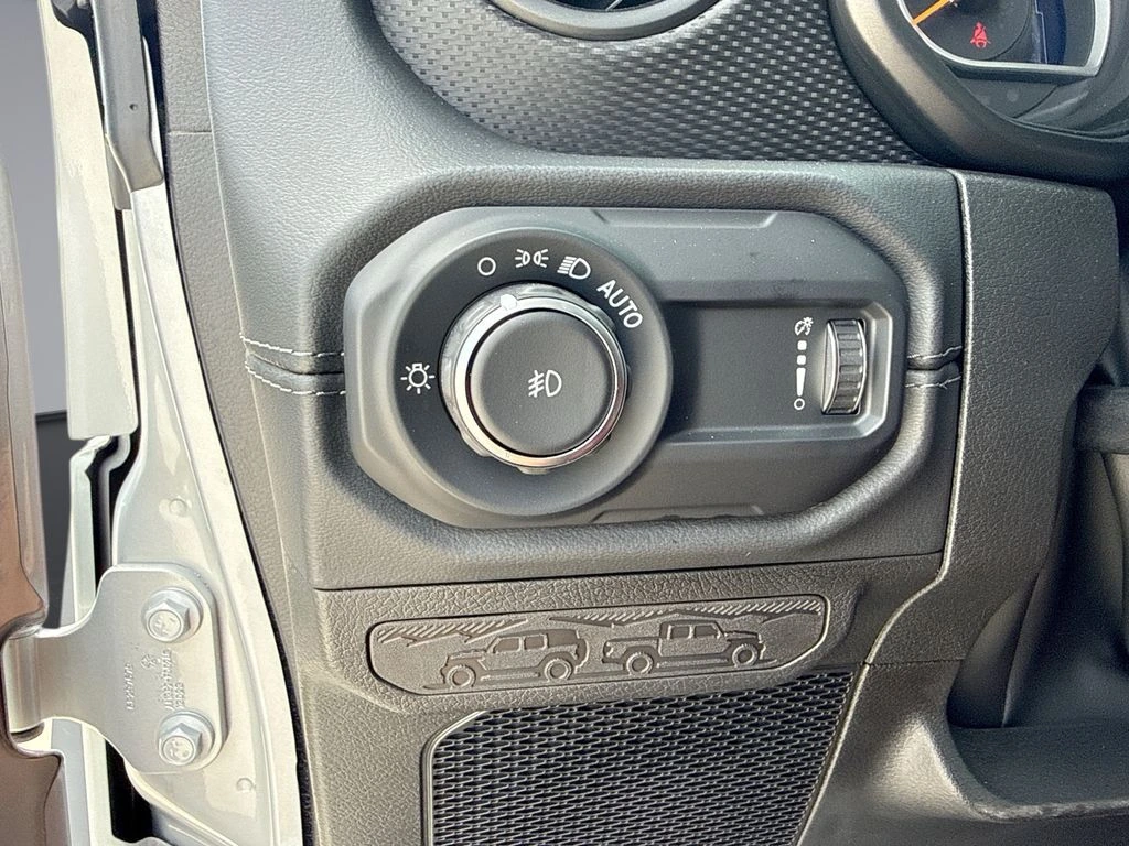 2024 Jeep Wrangler 4-Door Rubicon 392 - Photo 28