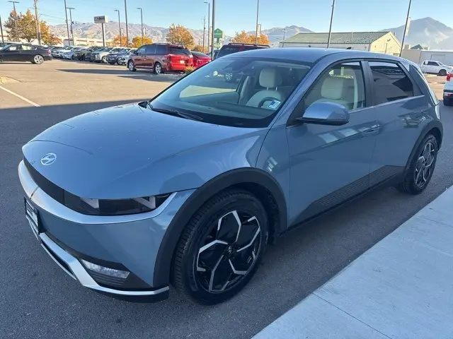 2023 Hyundai Ioniq 5 SEL photo 3