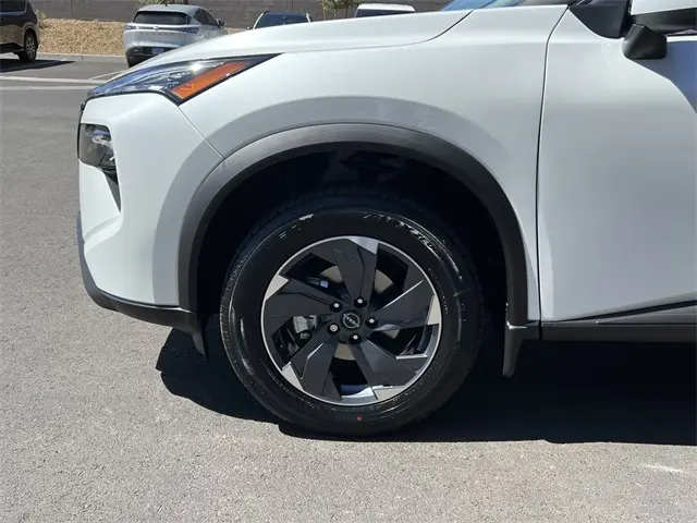2026 Nissan Rogue SV photo 24