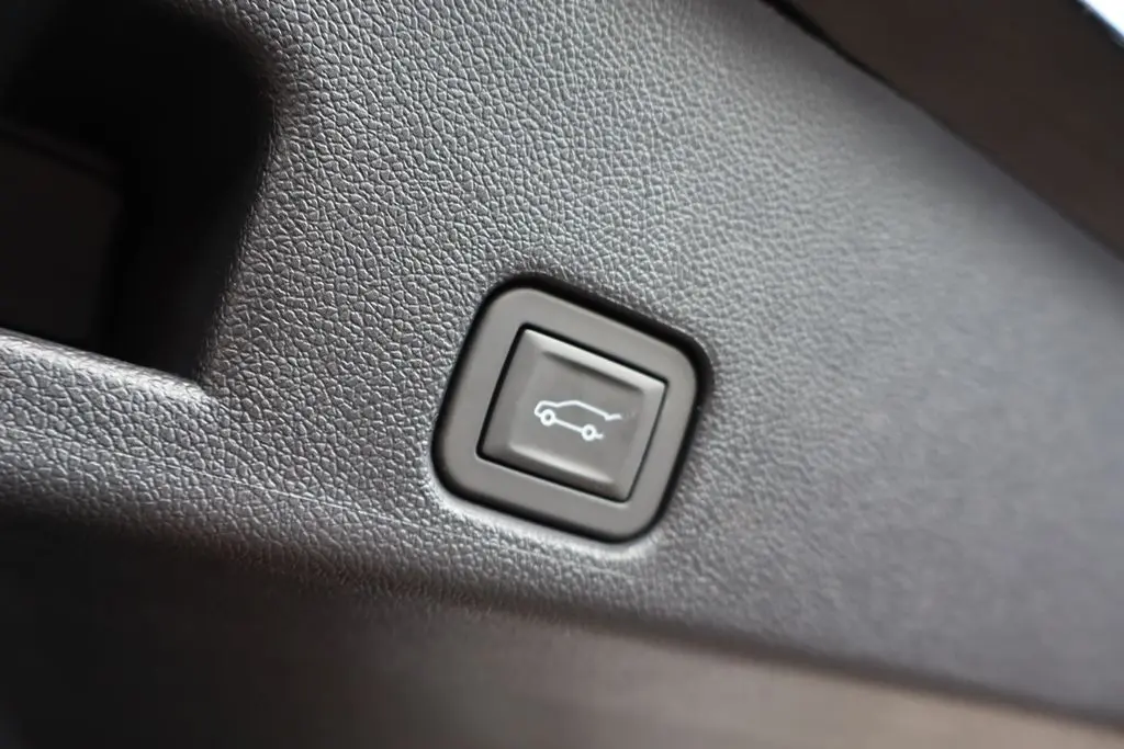 2026 Chevrolet Traverse Z71 photo 37