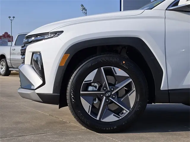 2026 Hyundai Tucson SEL Convenience photo 8
