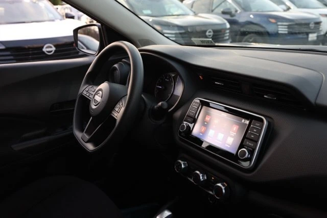 2025 Nissan KICKS PLAY Base - Photo 20