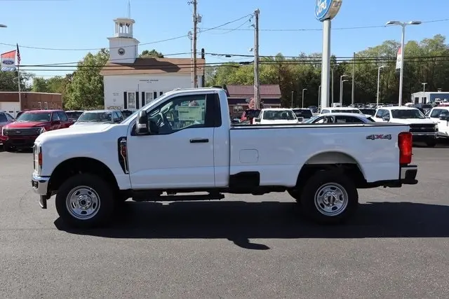 2026 Ford F-350 photo 13