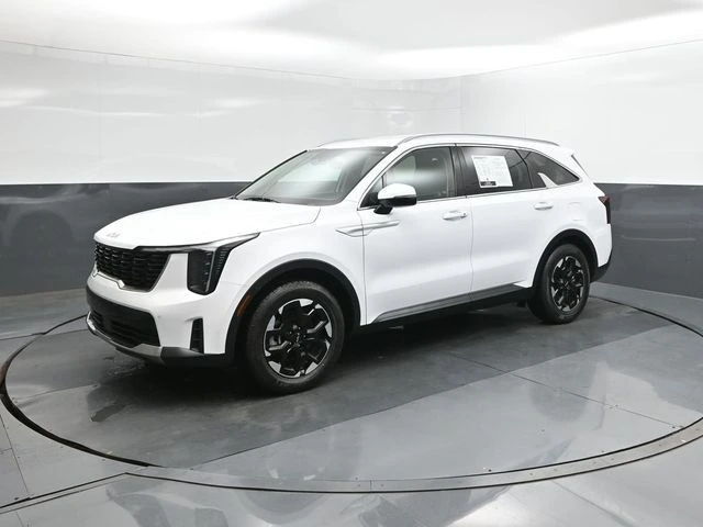2024 Kia Sorento S AT's photo