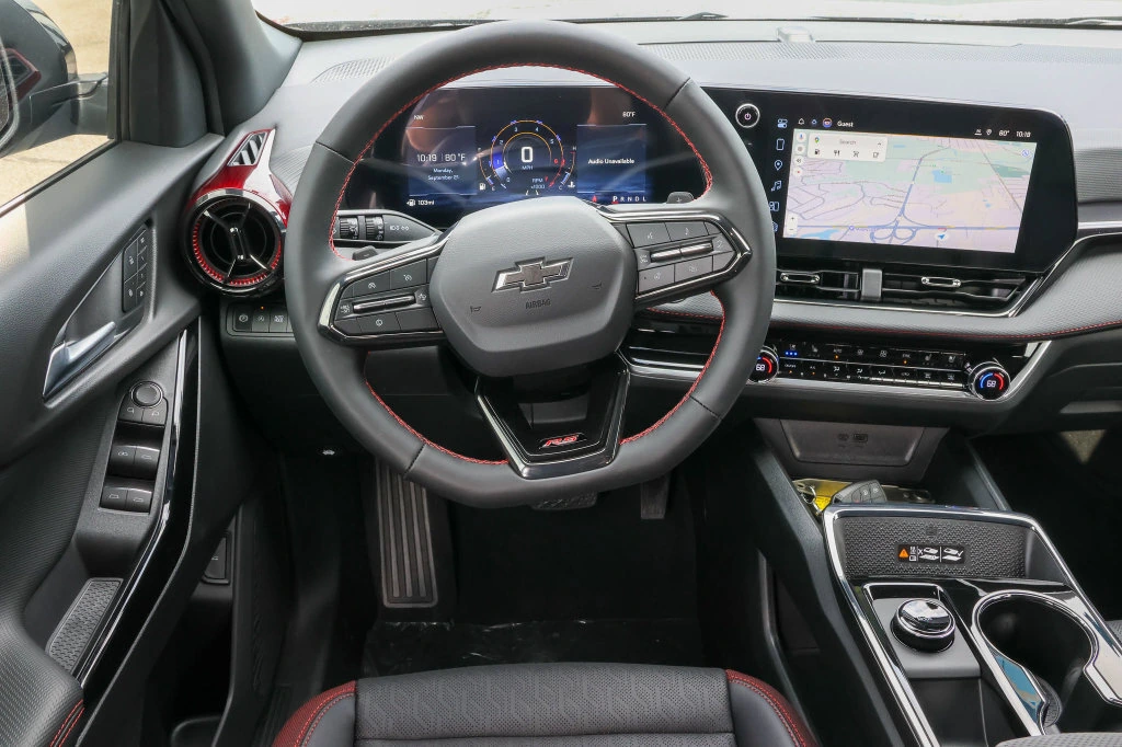 2027 Chevrolet Equinox RS - Photo 16