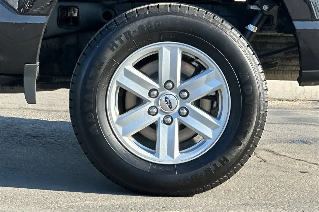 2023 Ford F-150 XLT photo 22