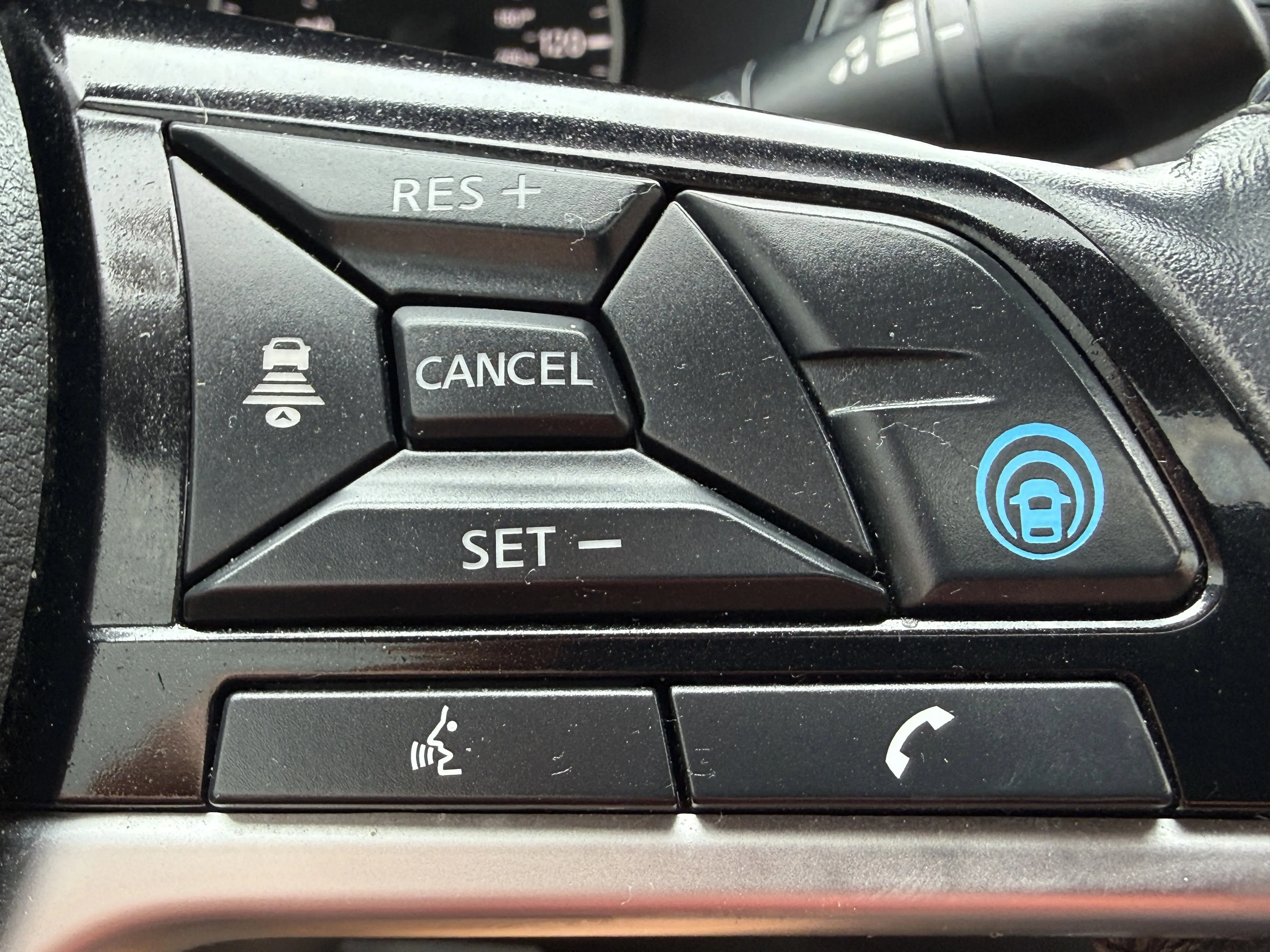 2022 Nissan Altima 2.5 Platinum photo 29