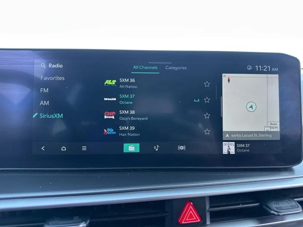 2024 Kia Sorento S photo 26