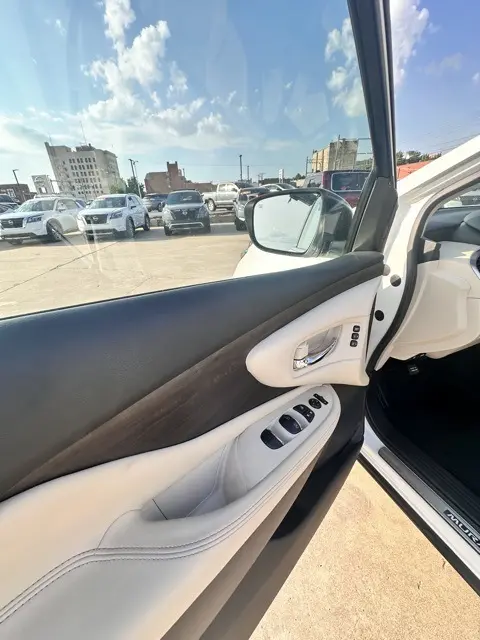 2024 Nissan Murano Platinum photo 18