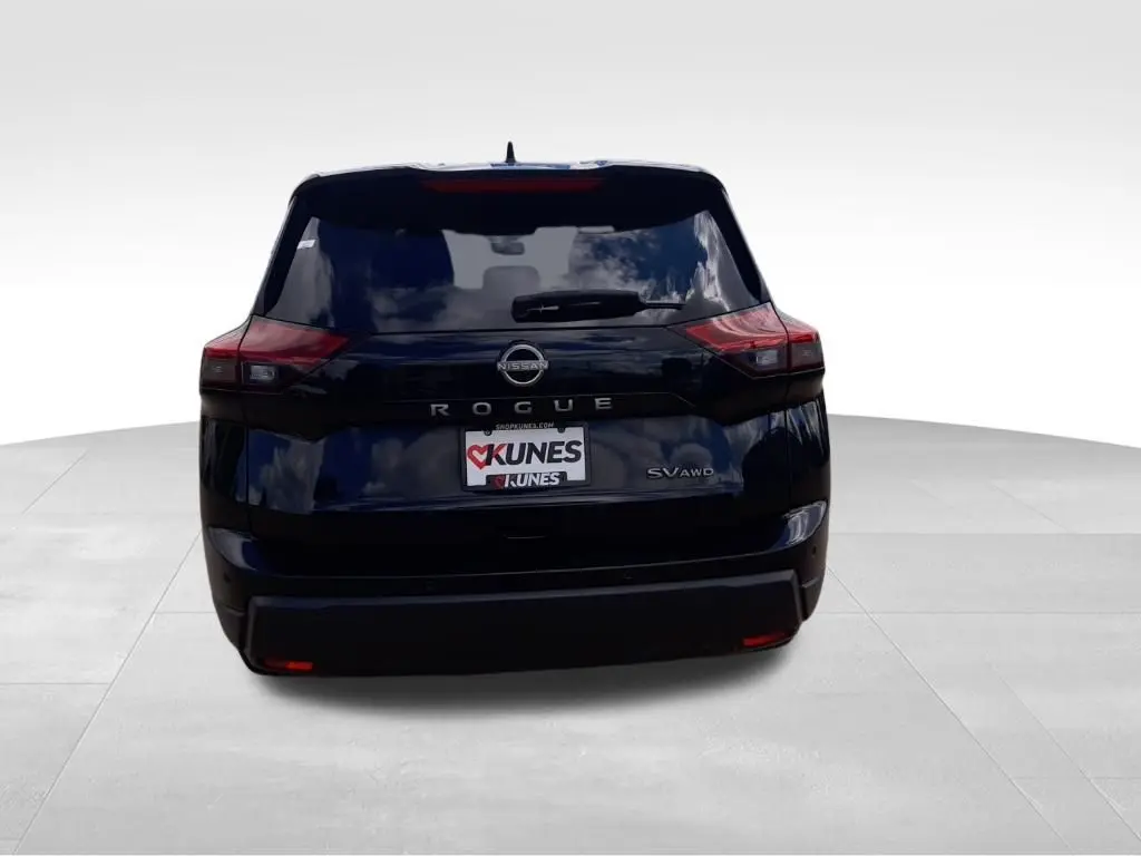 2024 Nissan Rogue SV photo 6