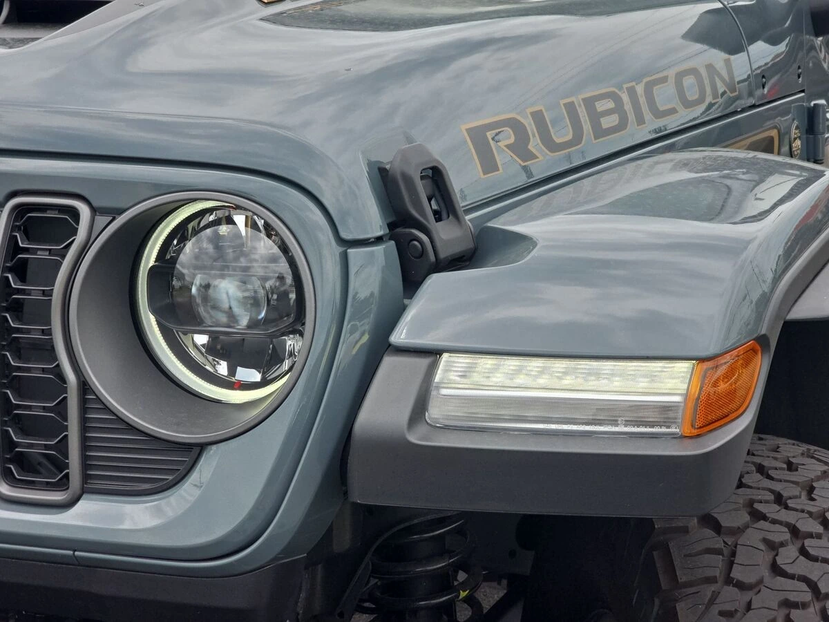 2025 Jeep Wrangler 4-Door Rubicon 392 Final Edition - Photo 28