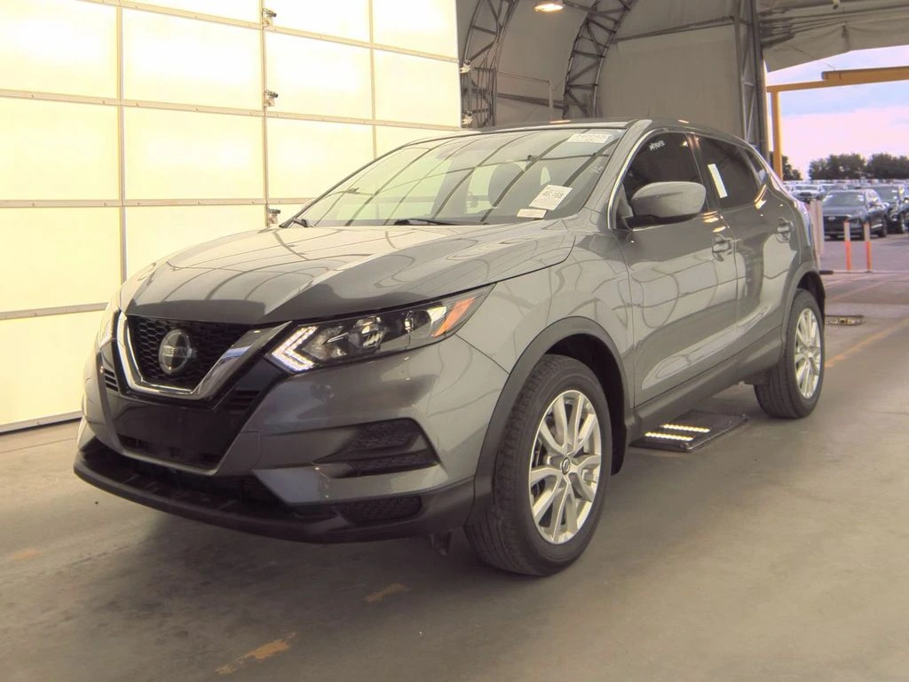 2021 Nissan Rogue Sport S FWD's photo