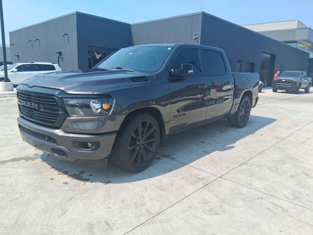 Vehicle