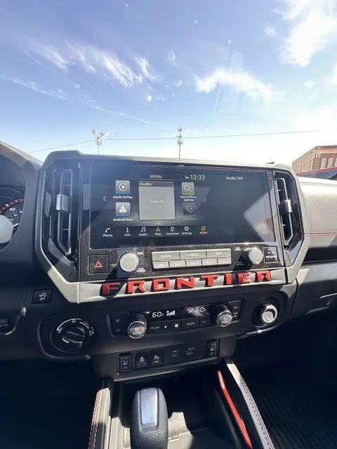 2026 Nissan Frontier PRO-4X photo 12