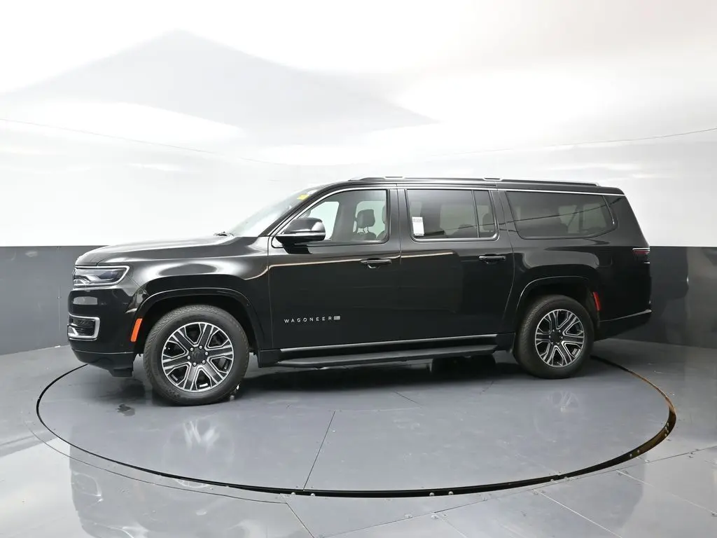 2023 Jeep Wagoneer L Series II photo 4